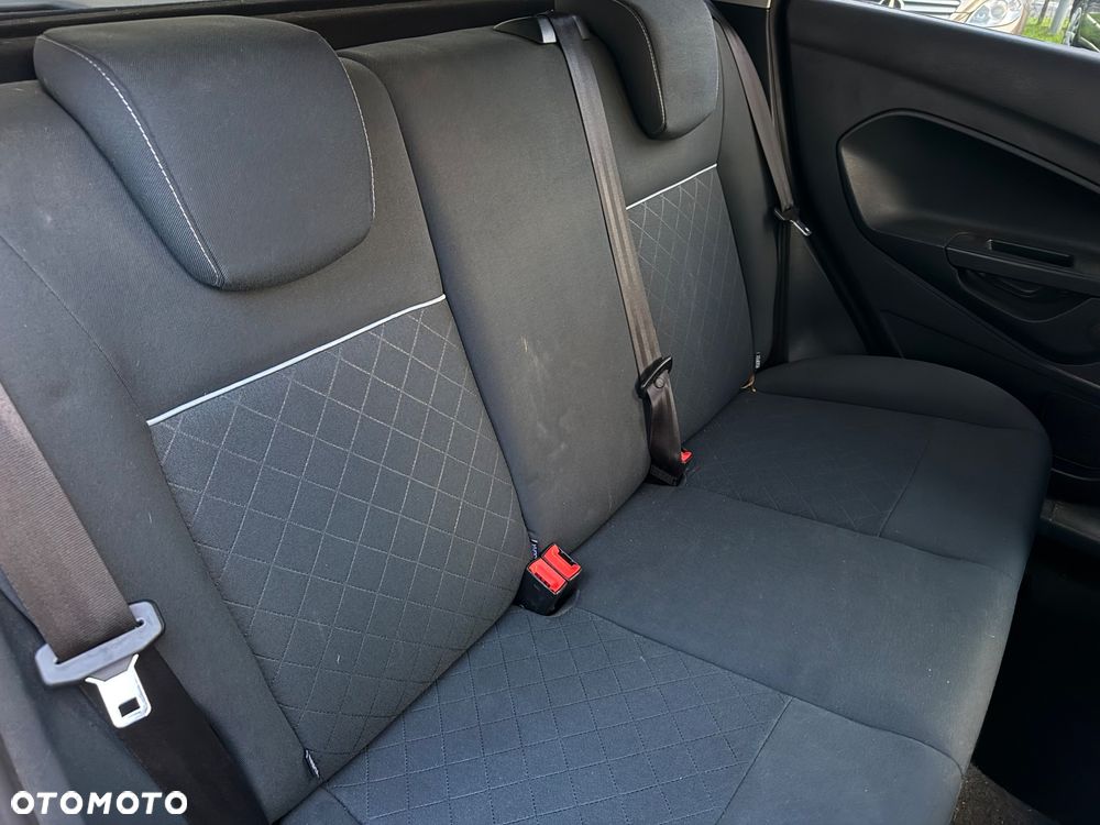 Ford Fiesta - 18