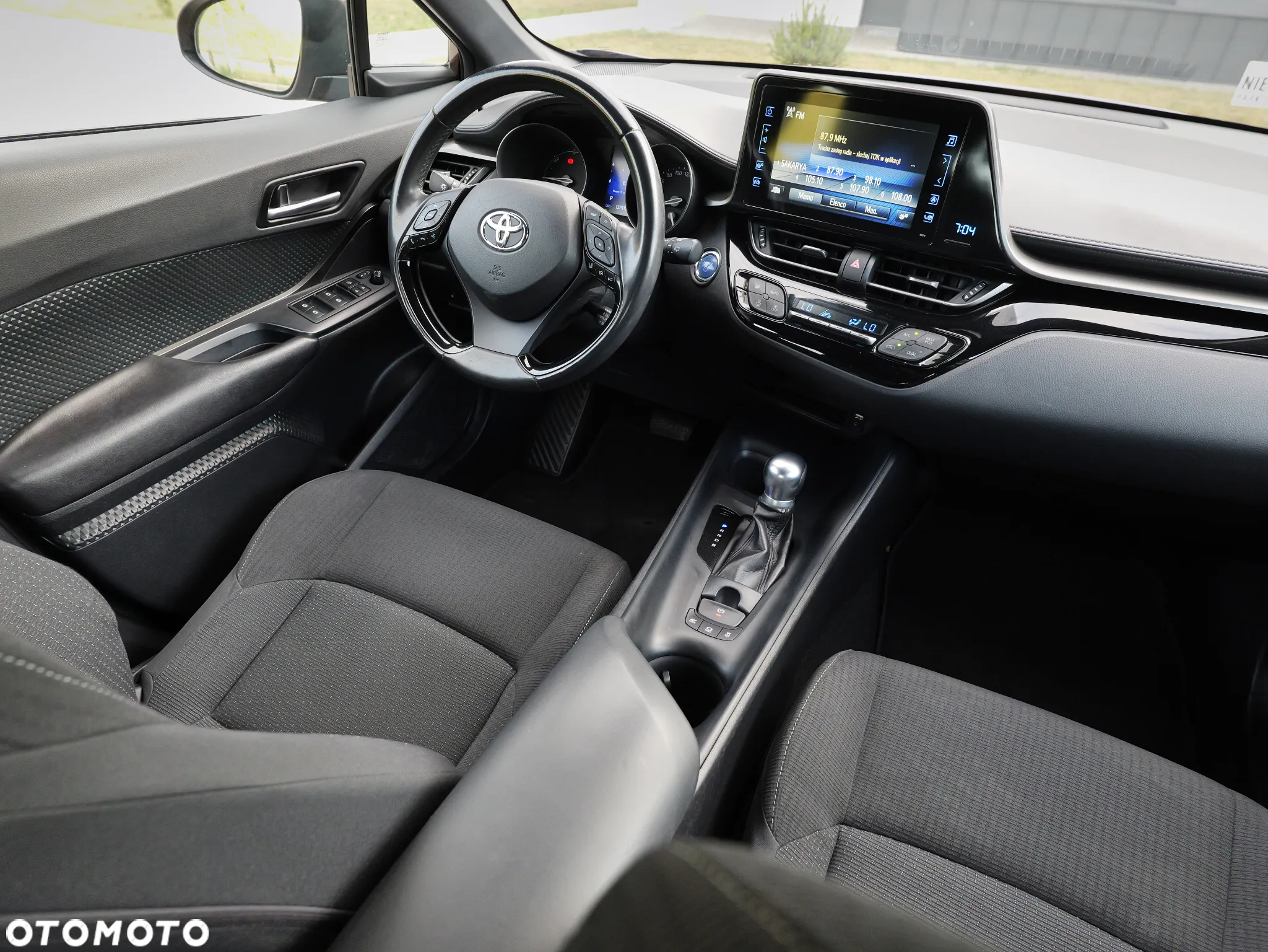 Toyota C-HR - 28