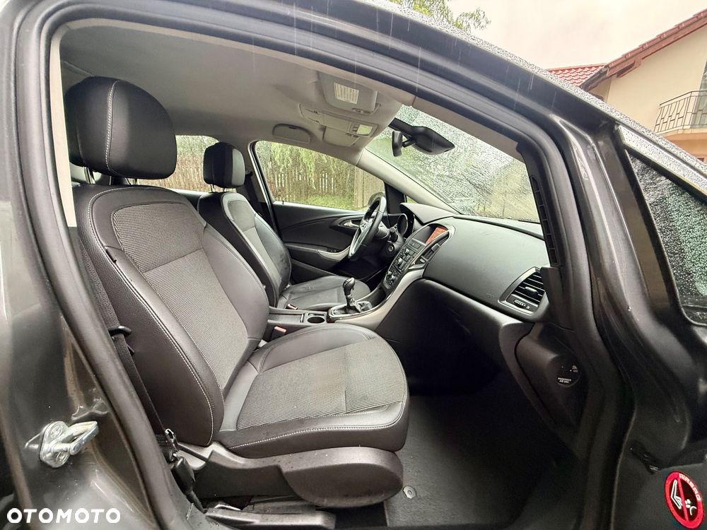 Opel Astra 1.7 CDTI Cosmo - 35