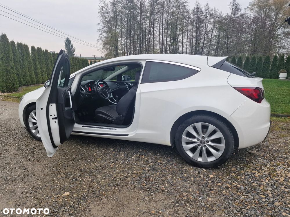 Opel Astra GTC 1.7 CDTI DPF ecoFLEX Start/Stop - 8