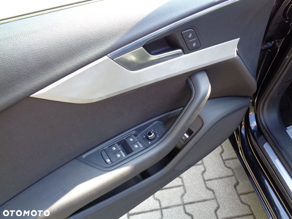 Audi Avant 2.0 TDI DPF Attraction - 15