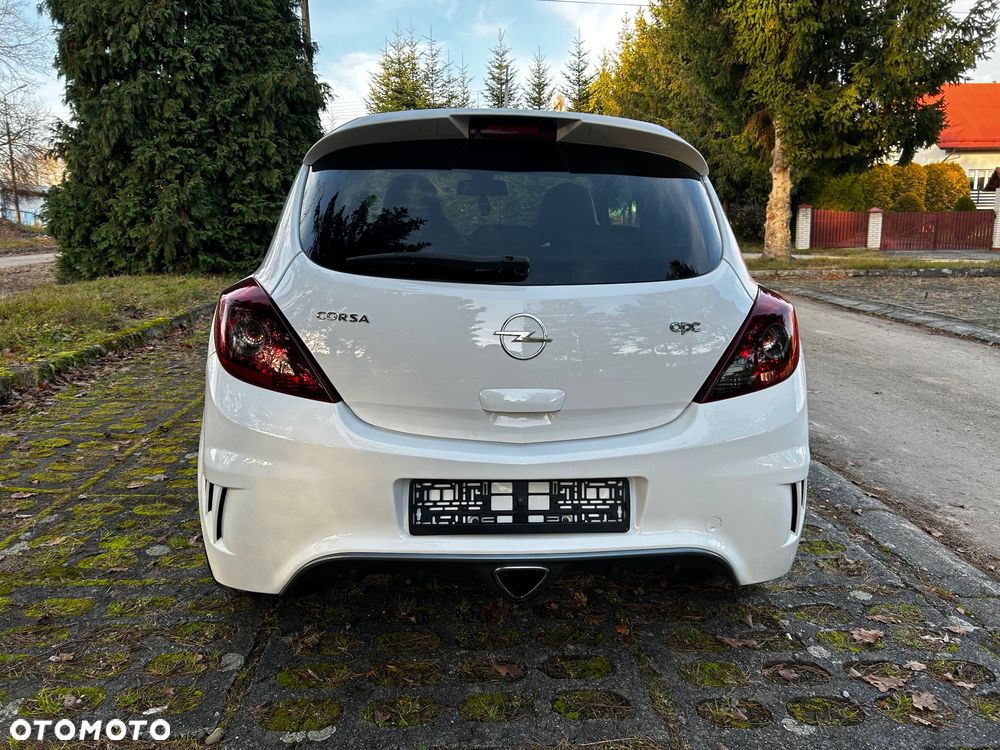 Opel Corsa 1.6 Turbo OPC - 6