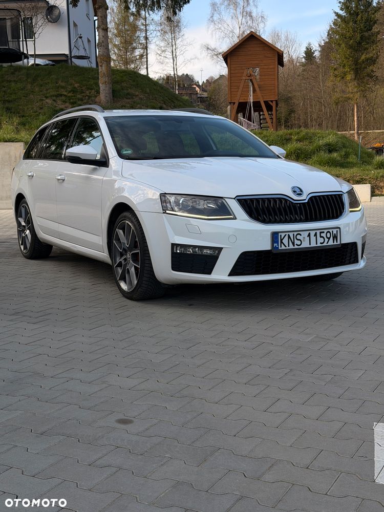 Skoda Octavia 2.0 TDI DSG RS - 1