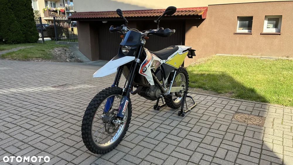 BMW G - 9