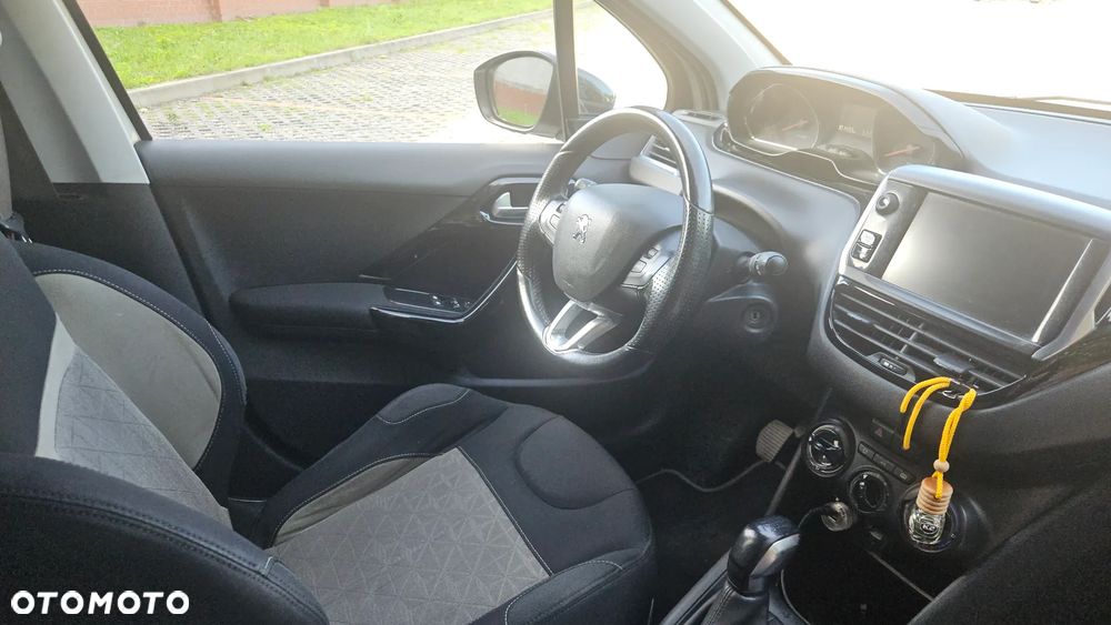 Peugeot 208 1.2 PureTech Active - 23