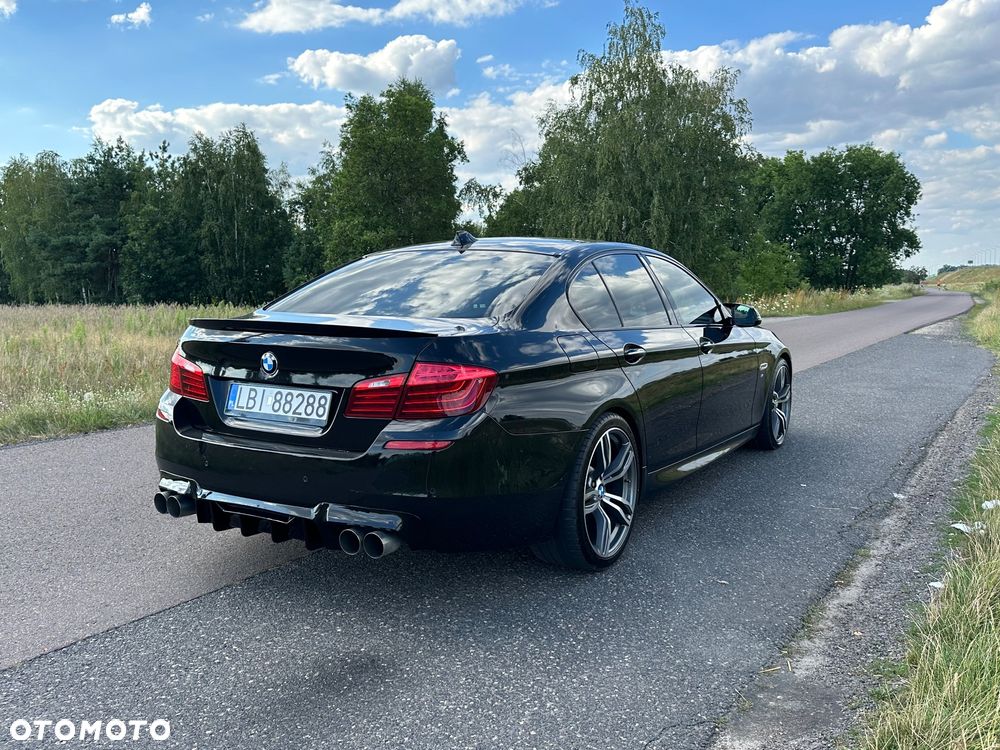 BMW Seria 5 530d xDrive - 4