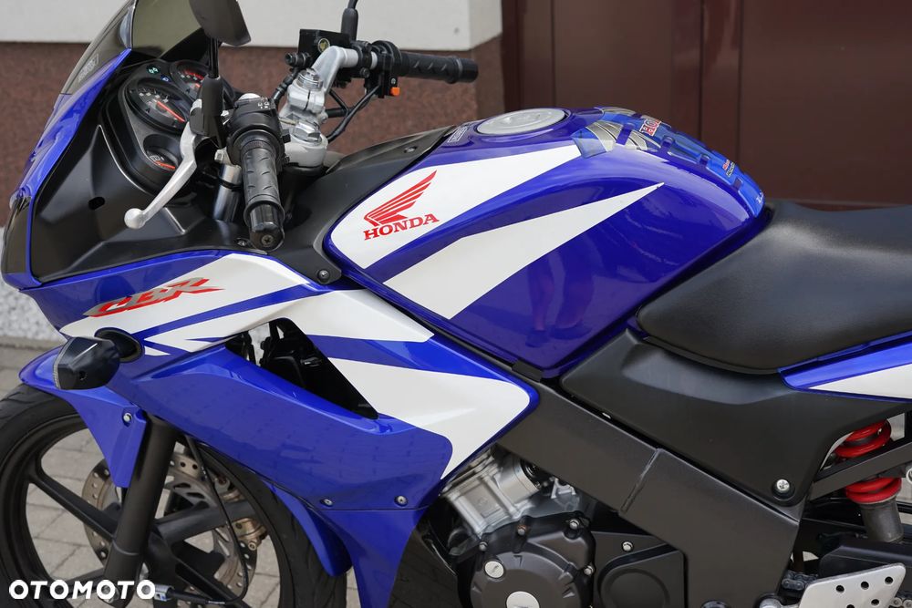 Honda CBR - 24
