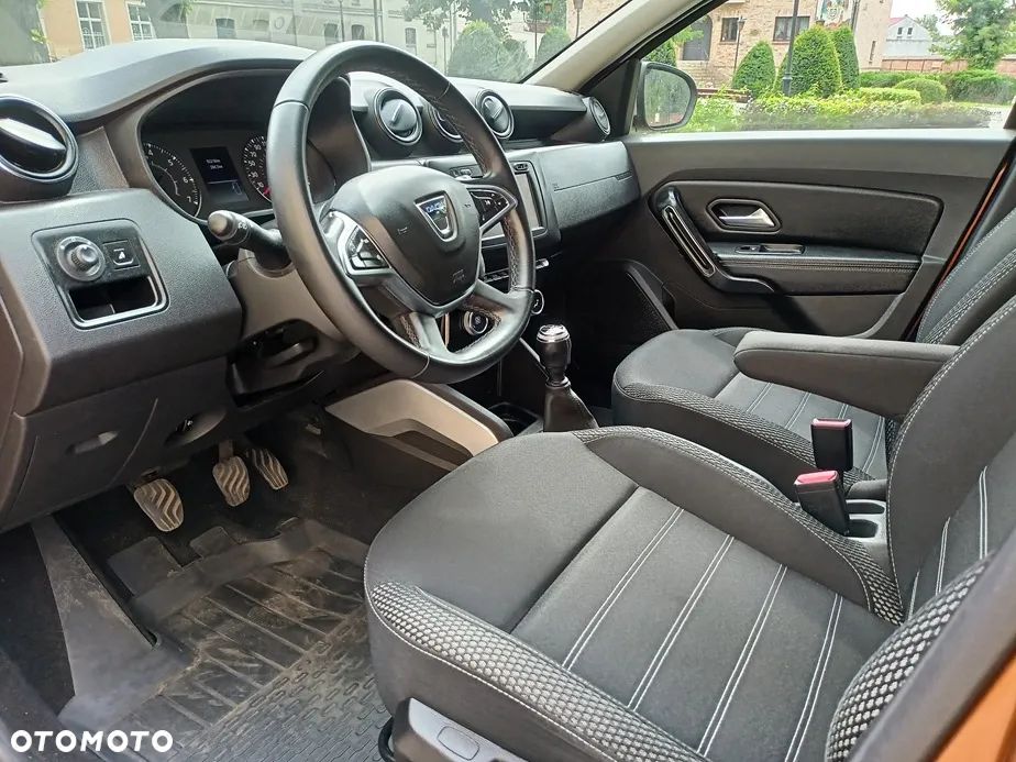 Dacia Duster SCe 115 2WD Prestige - 13