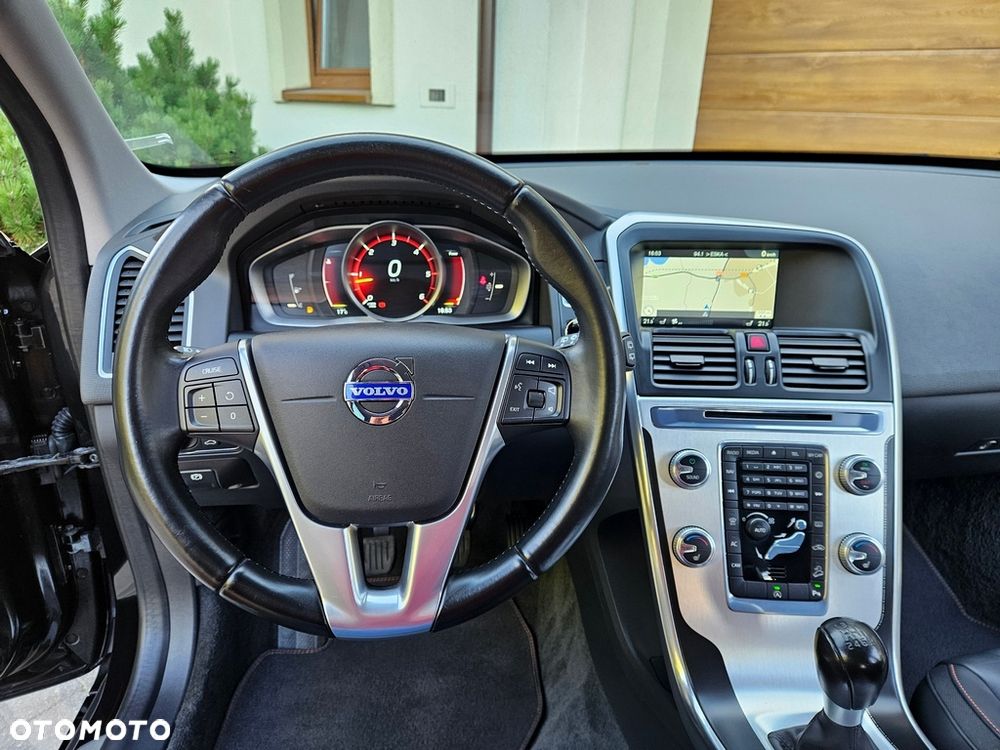 Volvo XC 60 D4 AWD Ocean Race - 15