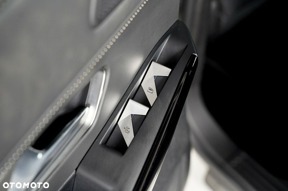 DS Automobiles DS 7 Crossback - 25