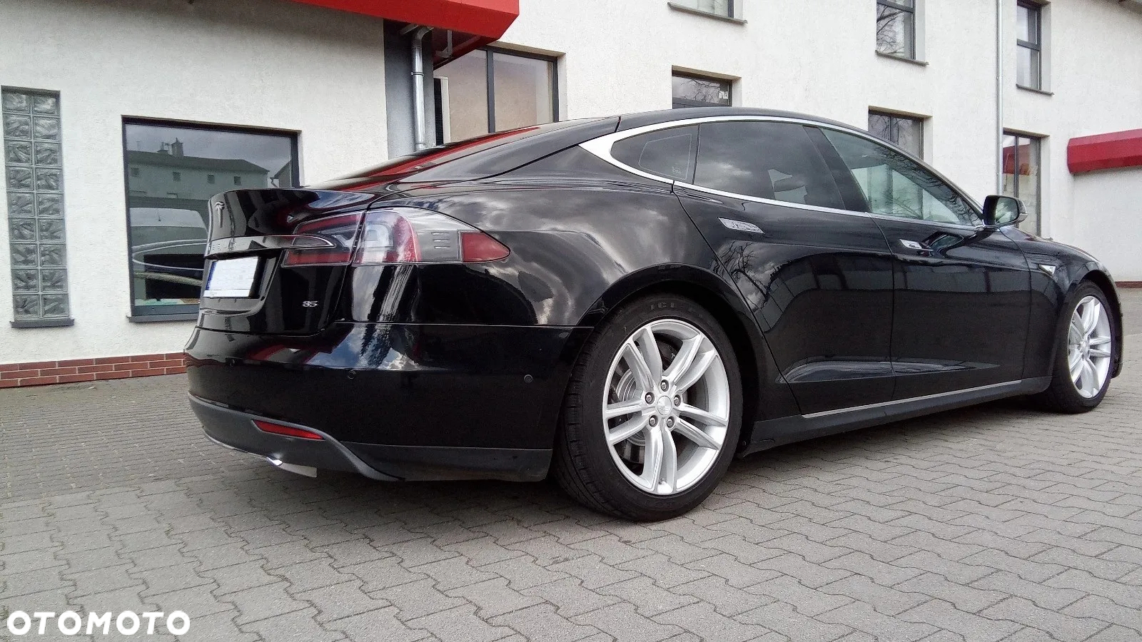 Tesla Model S Standard - 14