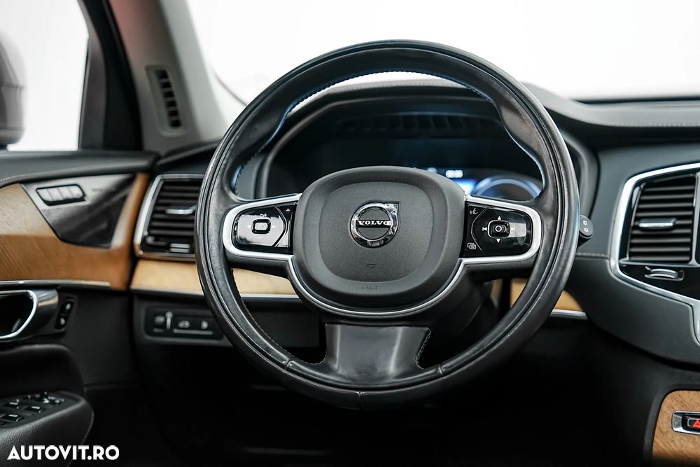 Volvo XC 90 T8 AWD Recharge Geartronic Inscription - 30