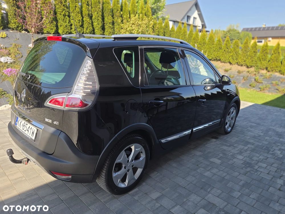 Renault Scenic Energy dCi 130 S&S Xmod Bose Edition - 12
