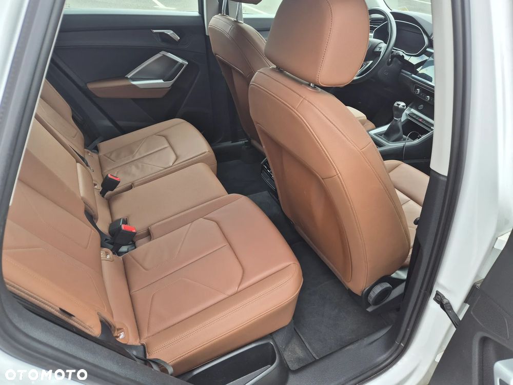 Audi Q3 - 12