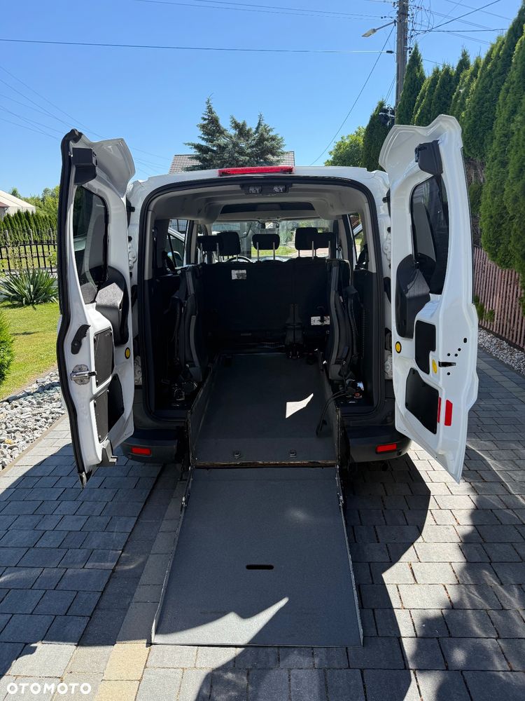 Ford Transit Connect - 8