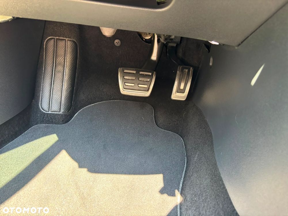Volkswagen Polo 1.0 TSI OPF DSG R-Line - 30