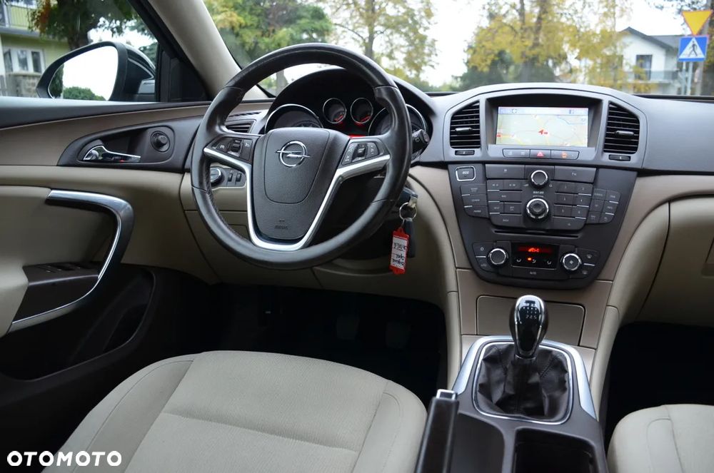 Opel Insignia - 26