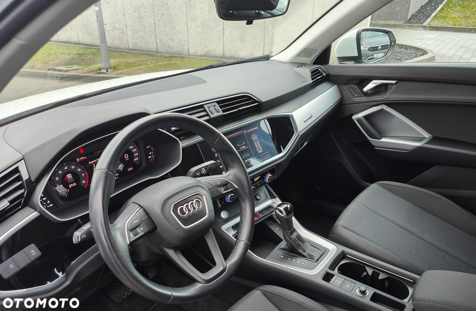 Audi Q3 40 TFSI Quattro S tronic - 12