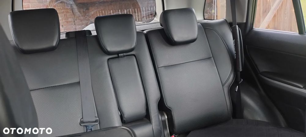 Suzuki Grand Vitara 1.9 DDiS De Luxe EU5 - 9