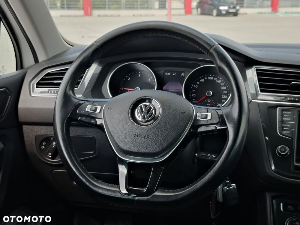 Volkswagen Tiguan 2.0 TDI SCR Comfortline - 26