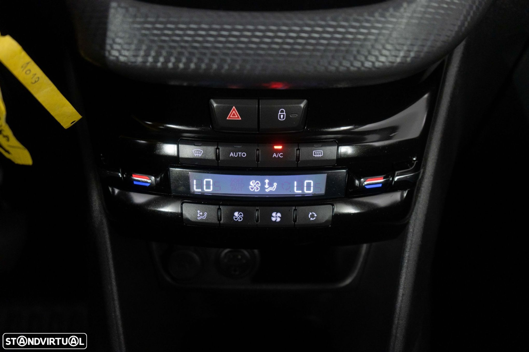 Peugeot 208 1.2 PureTech Active - 16