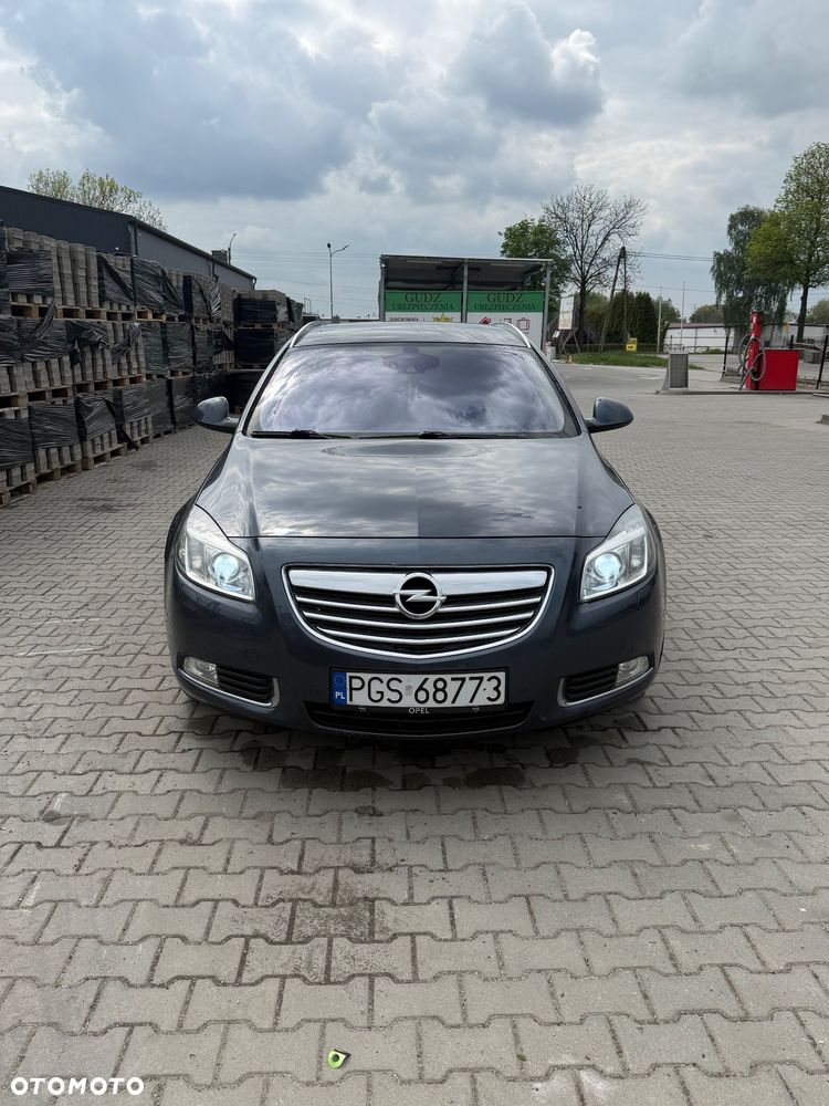 Opel Insignia 2.0 T Cosmo 4x4 - 1