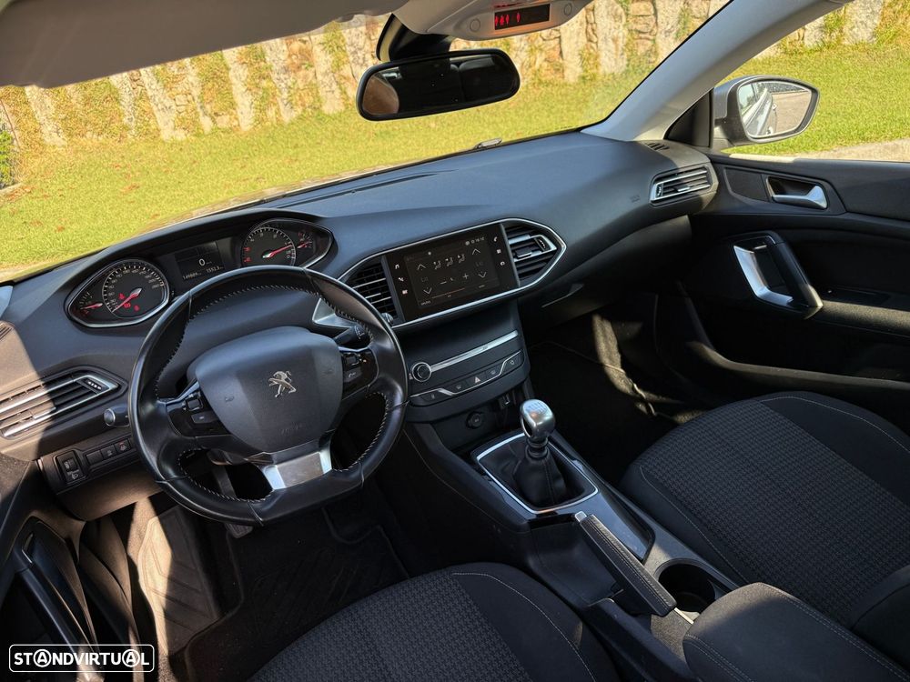 Peugeot 308 BlueHDi 130 Active Pack - 38