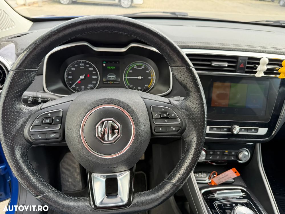 MG ZS EV Standard Luxury - 10