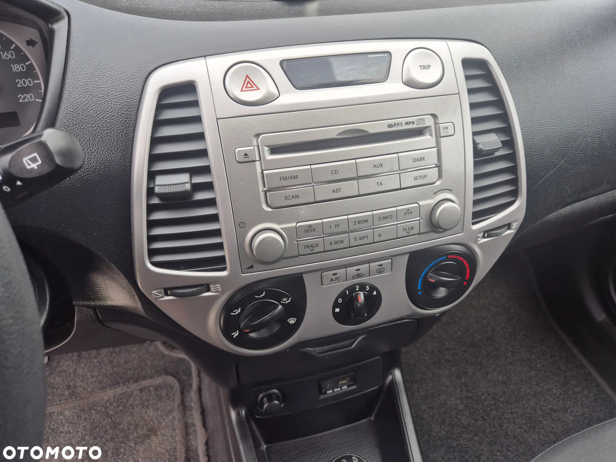 Hyundai i20 1.2 Classic + - 13