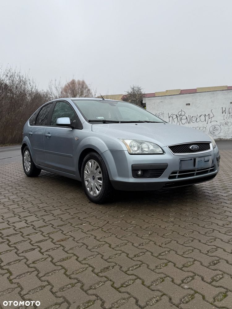 Ford Focus 1.6 Ti-VCT Ghia - 3