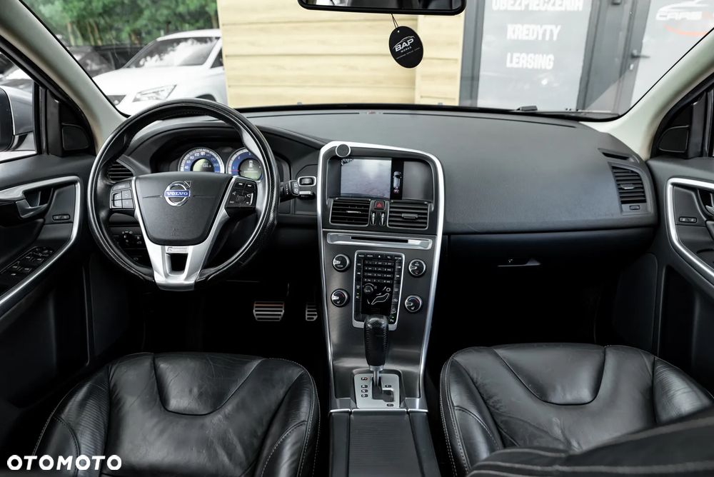 Volvo XC 60 D5 AWD RDesign - 29