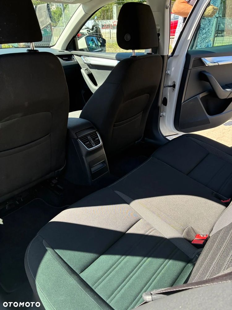 Skoda Octavia 1.6 TDI Ambition - 28