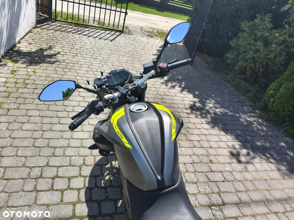Yamaha MT - 5