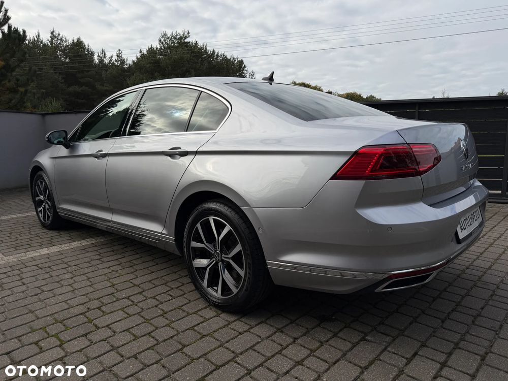 Volkswagen Passat 2.0 TSI Elegance DSG - 18