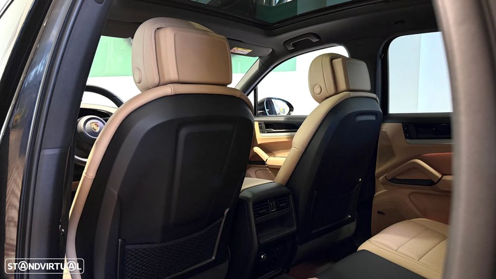 Porsche Cayenne S E-Hybrid - 17