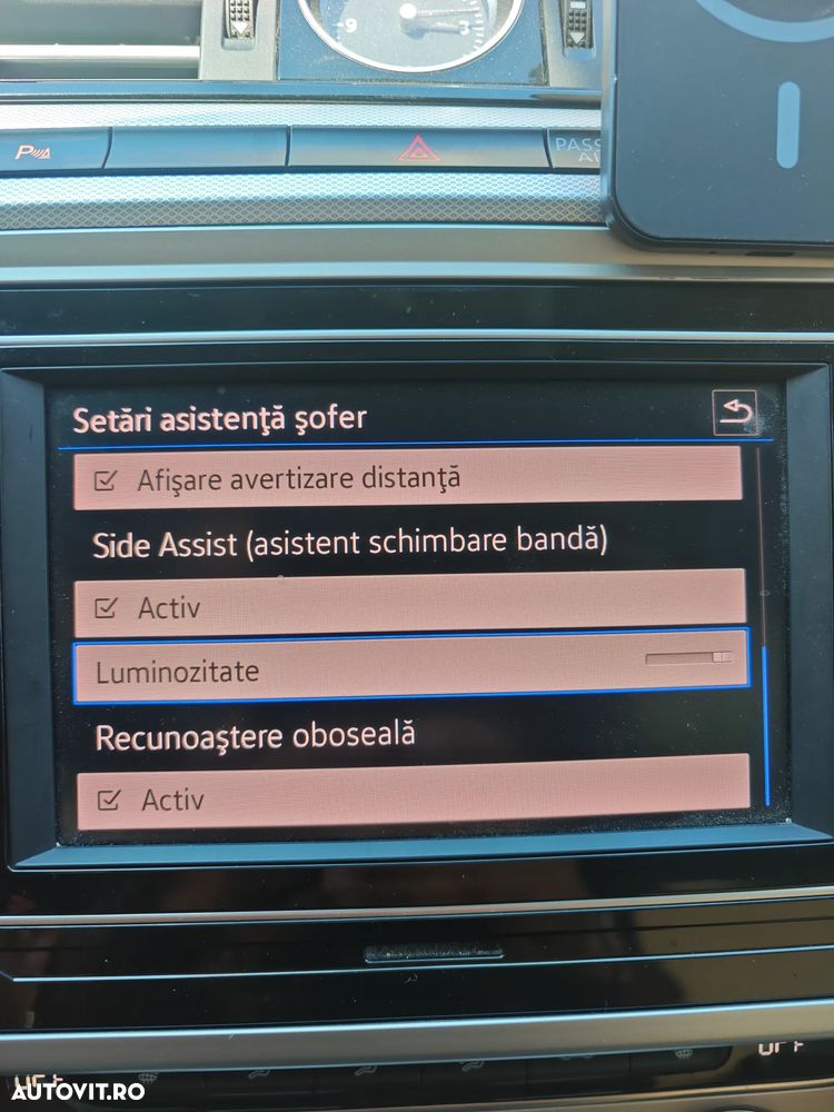 Volkswagen Passat 2.0 TDI Comfortline - 12