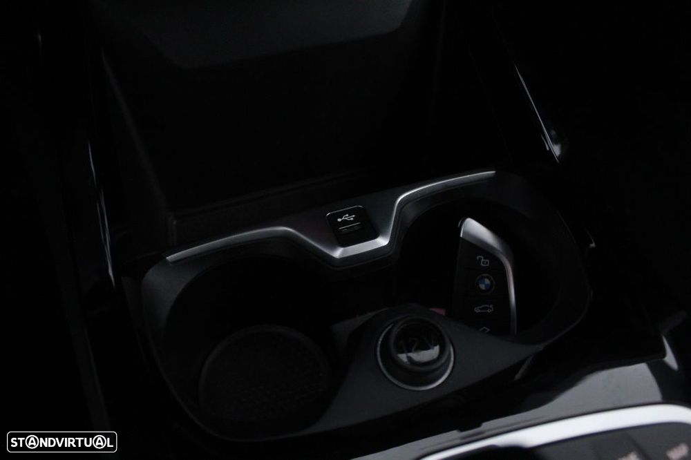 BMW 216 Gran Coupé - 30