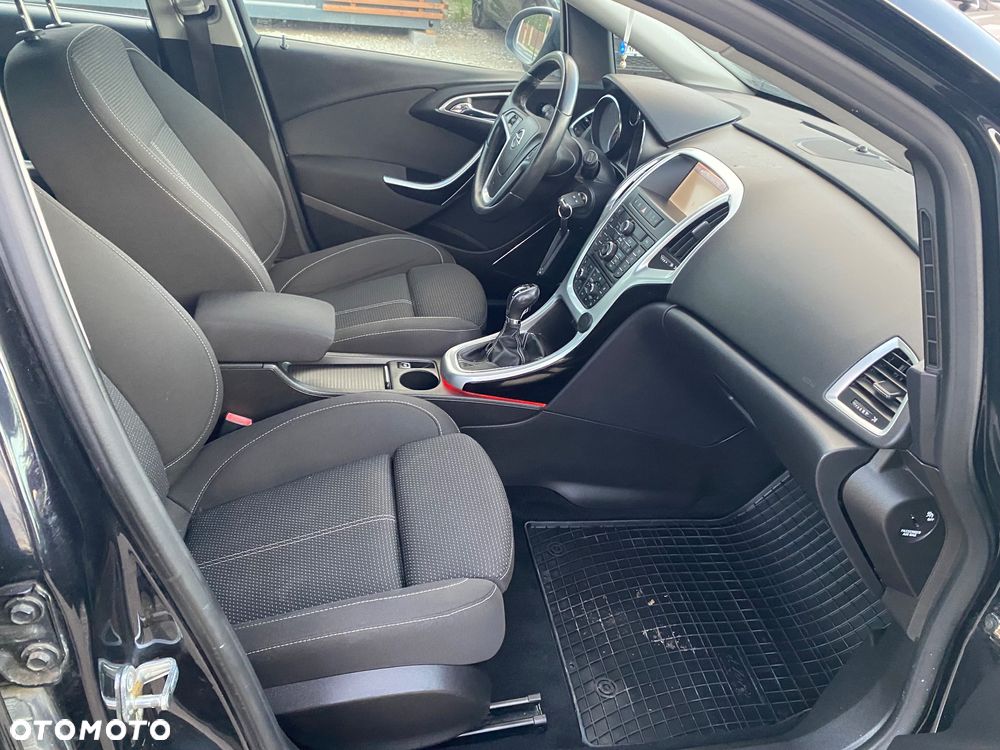 Opel Astra 1.4 Turbo Sport - 25