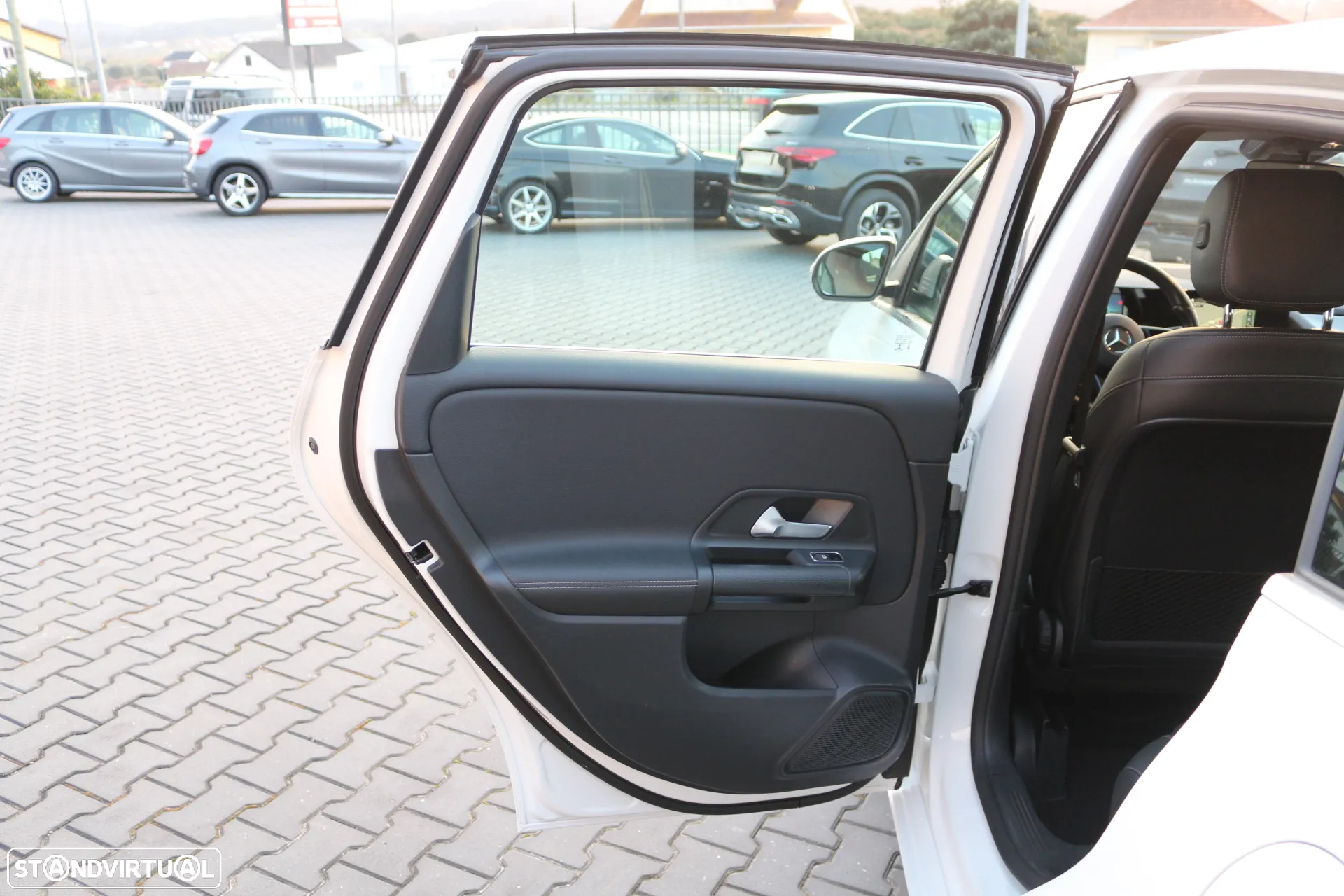 Mercedes-Benz B 180 d Style Aut. - 32