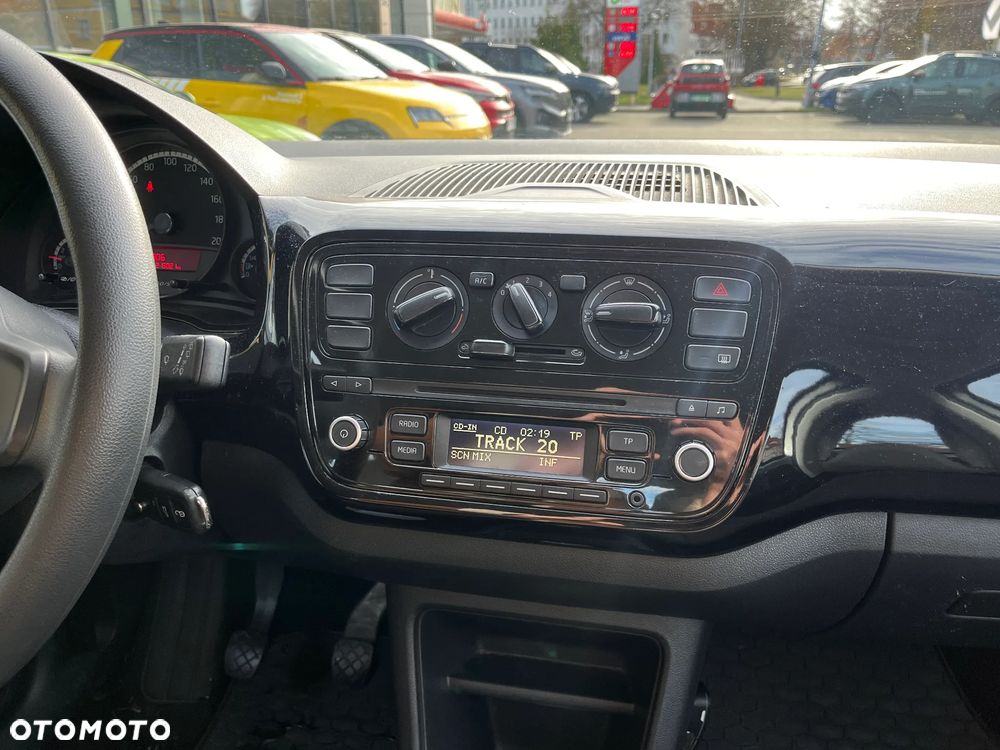 Volkswagen up! 1.0 move - 15