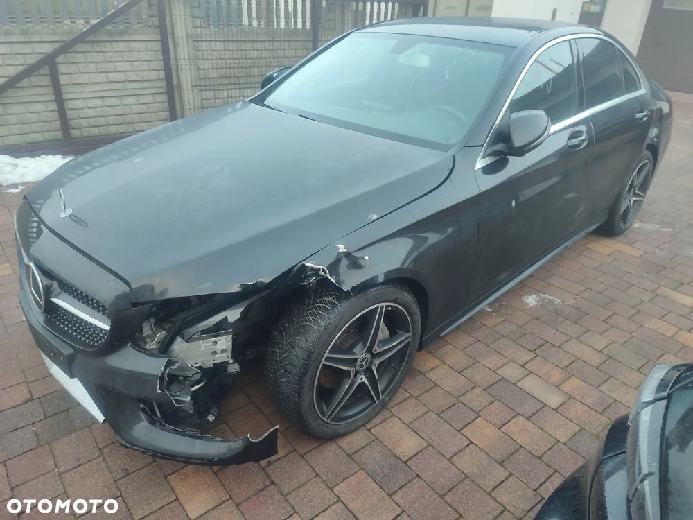 Mercedes-Benz Klasa C 220 d 9G-TRONIC AMG Line - 5