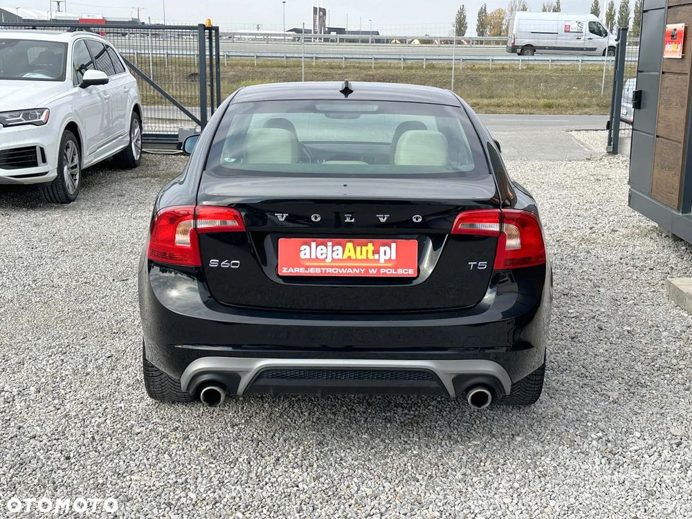 Volvo S60 T5 Geartronic - 12