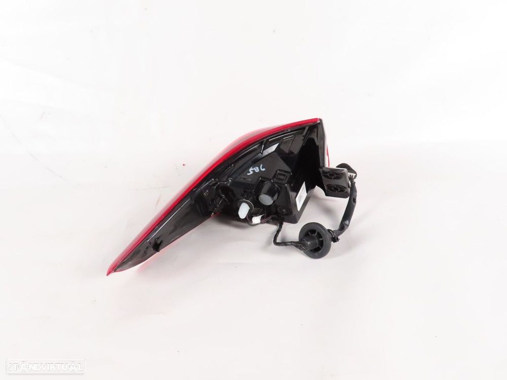 Farolim Direito/Trás Seminovo/ Original HYUNDAI KONA / KAUAI (OS) 92402J9500 - 3