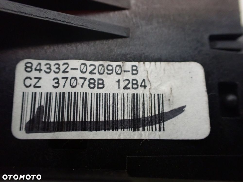 PANEL STEROWANIA NAWIEWU TOYOTA COROLLA E12 - 5