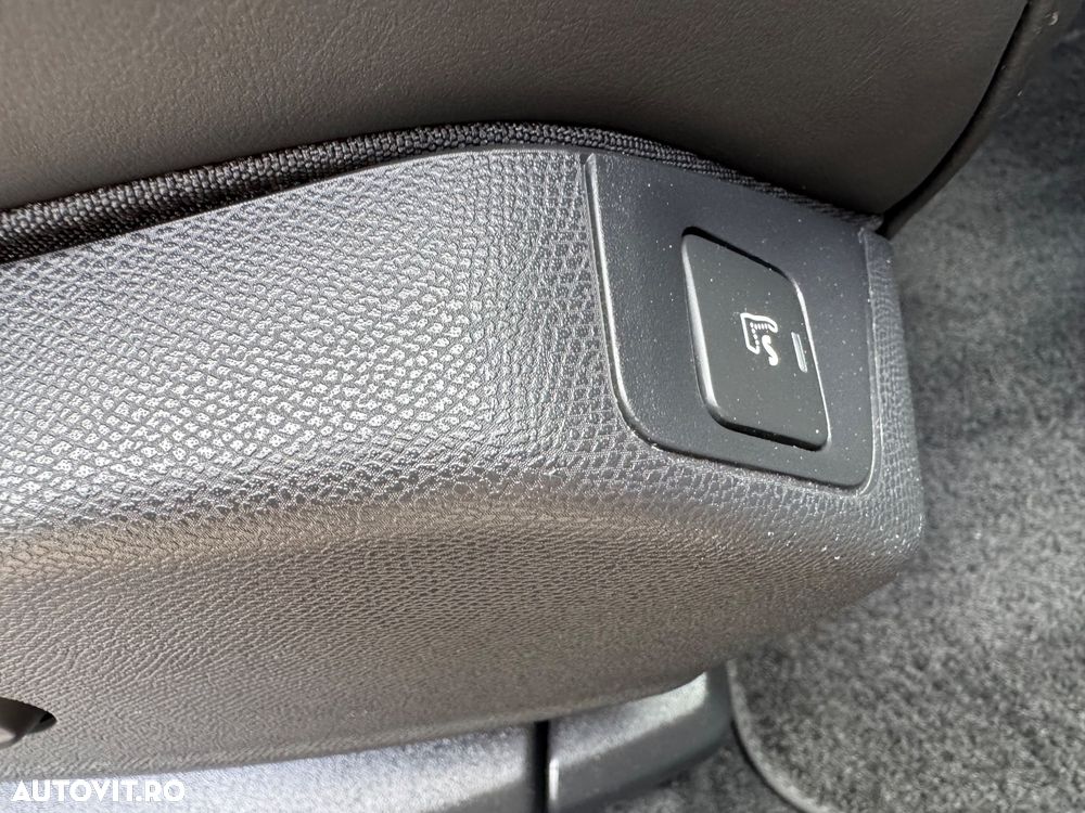 DS Automobiles DS 7 Crossback DS7 1.6 PHeV AWD 300 EAT8 OPERA - 36