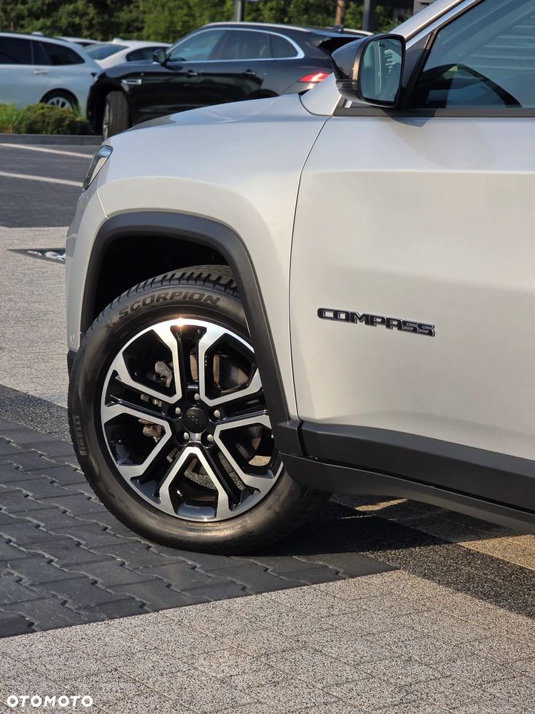 Jeep Compass 1.5 T4 mHEV Limited FWD S&S DCT - 34