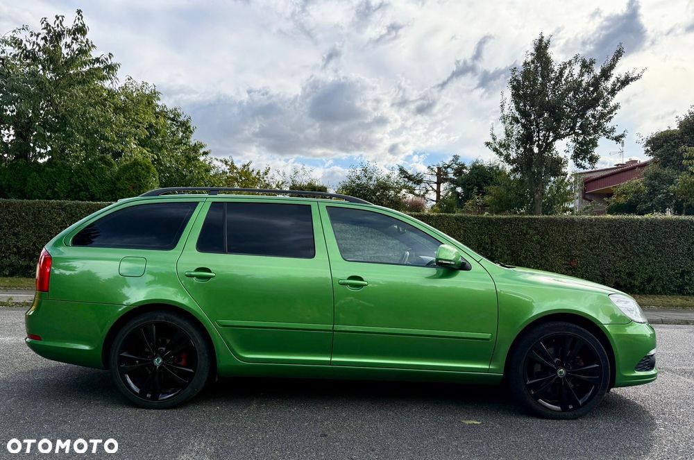 Skoda Octavia 2.0 TDI DPF RS - 7