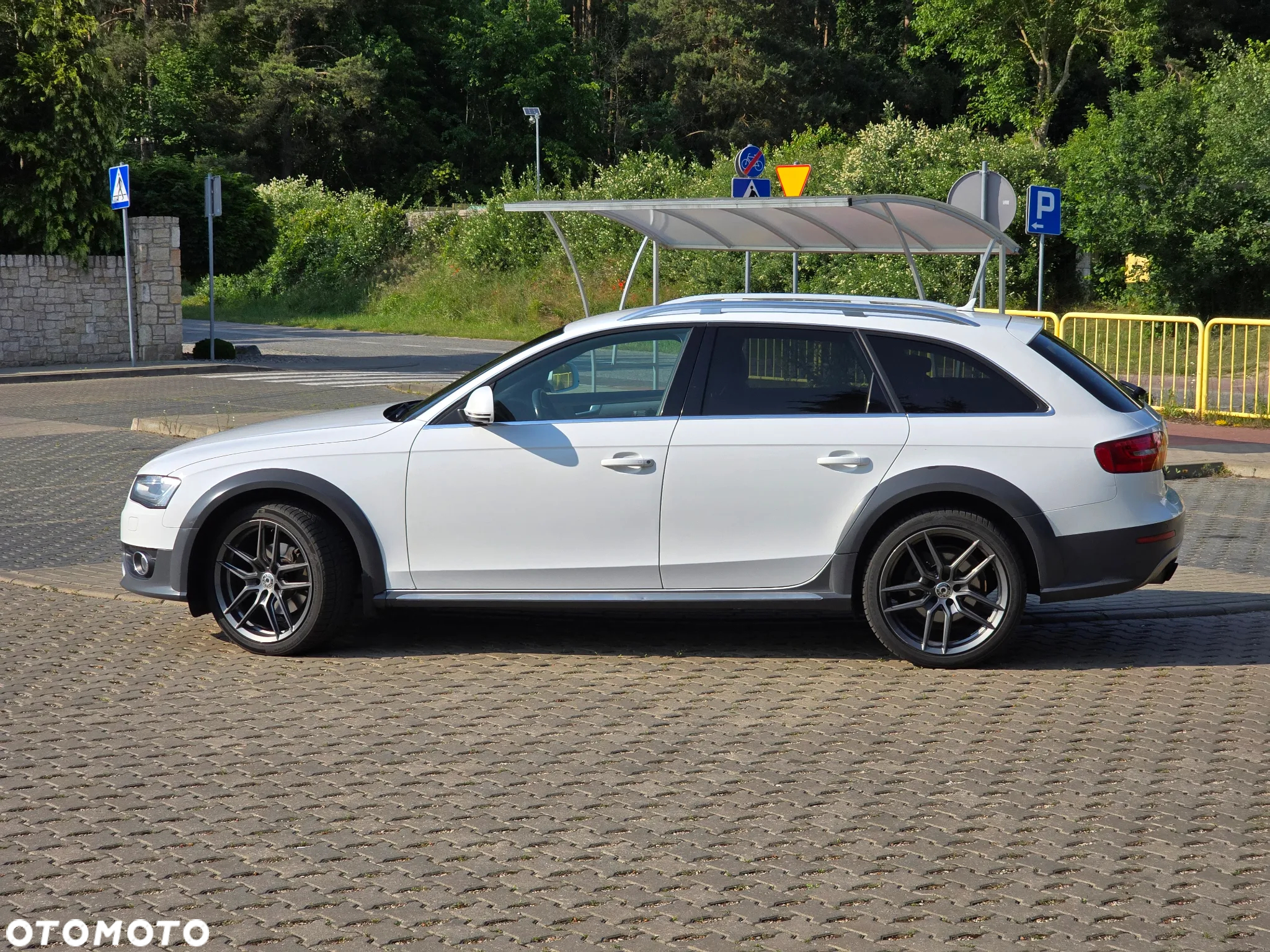 Audi A4 Allroad 2.0 TDI Quattro S tronic - 8