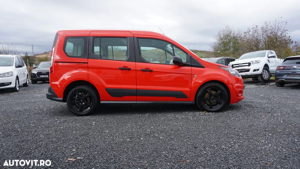 Ford Tourneo Connect 1.5 EcoBlue Start-Stop Titanium - 3
