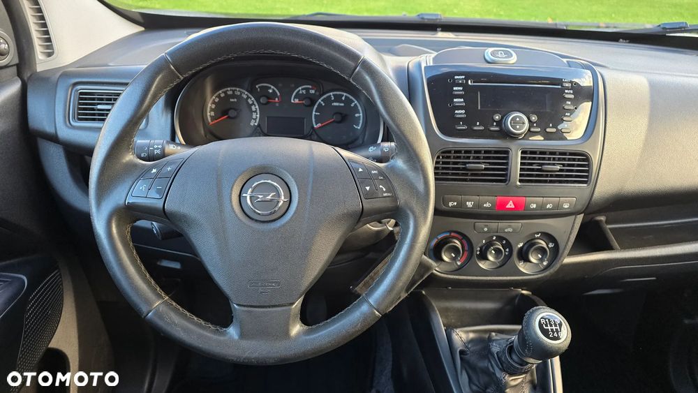 Opel Combo - 14